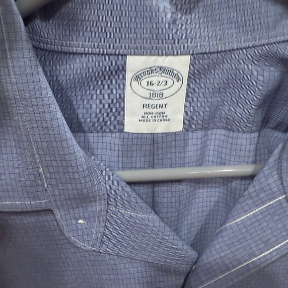 Brooks Brothers Regent Fit Blue Dress Shirt (16- 2/3) - Picture 3 of 3